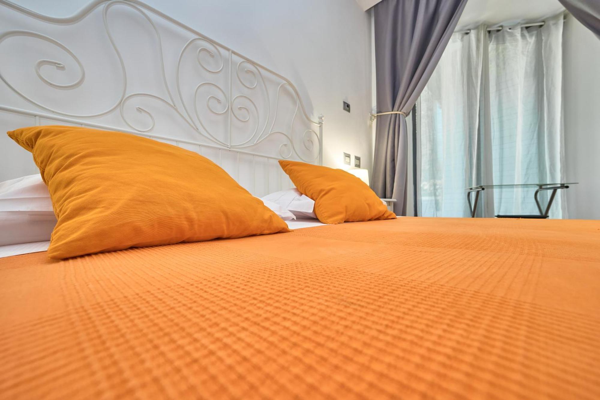 Hella Urbana 152 Apartment Rome Bagian luar foto