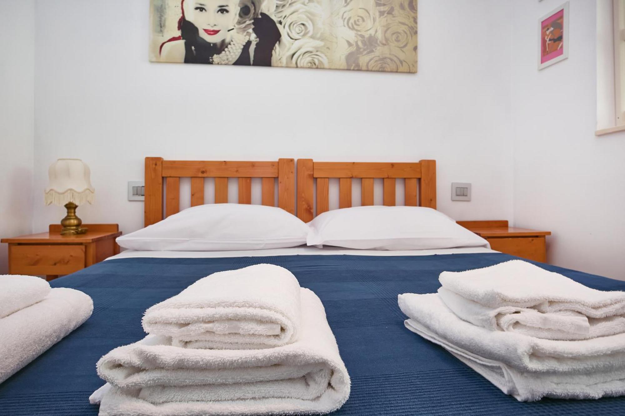 Hella Urbana 152 Apartment Rome Bagian luar foto